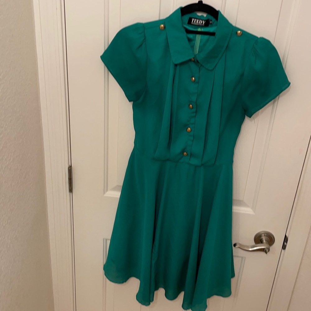 Vintage-esque Green Dress